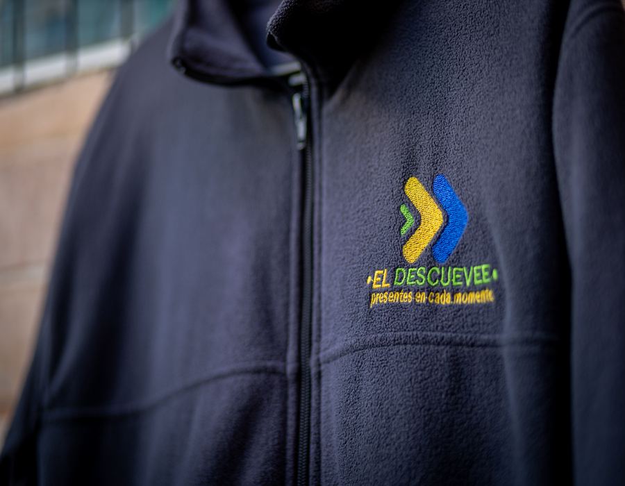 Prendas bordadas con logo